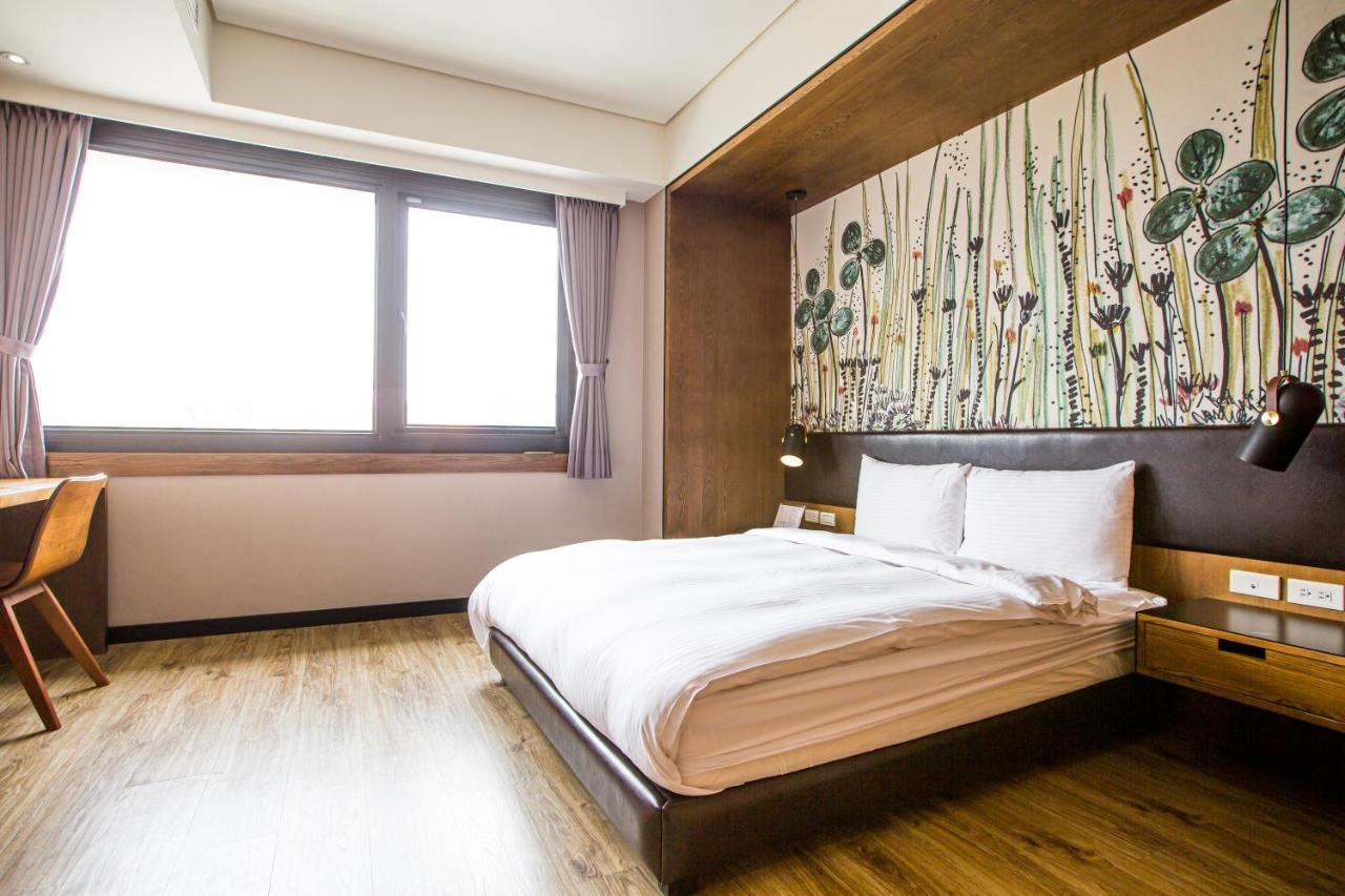 Easylazy Inn Тайчжун Экстерьер фото