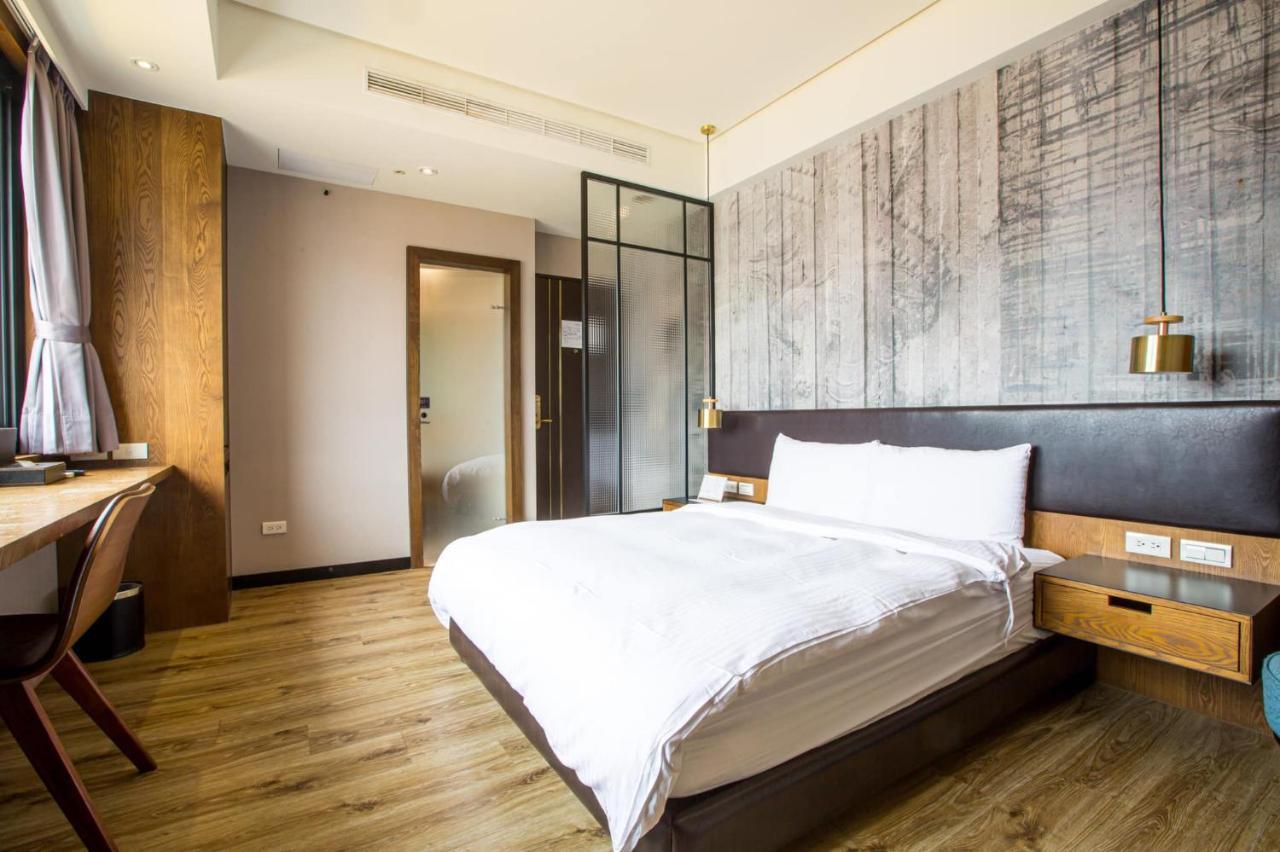 Easylazy Inn Тайчжун Экстерьер фото