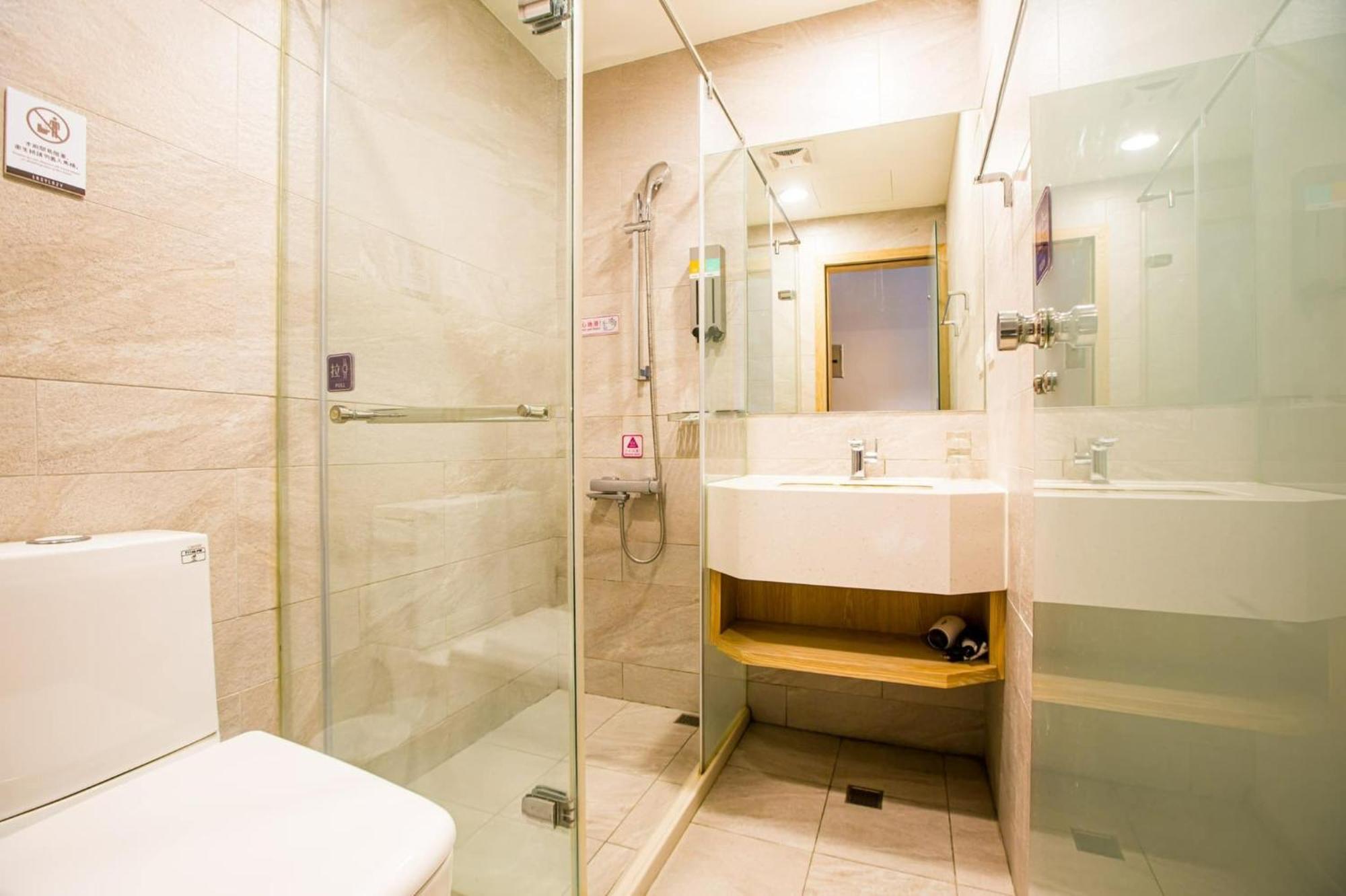 Easylazy Inn Тайчжун Экстерьер фото